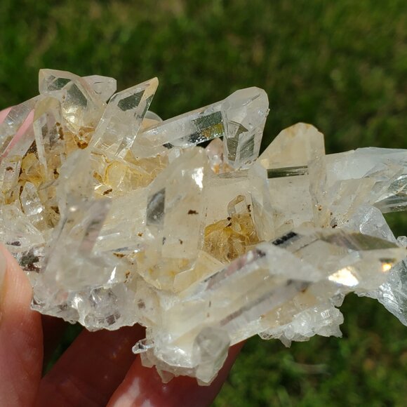 Clear Quartz Cluster (102) - Picture 5 of 9